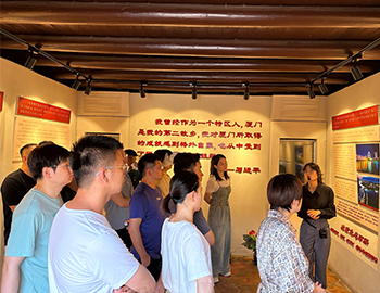 触摸革命记忆，传承红色基因
